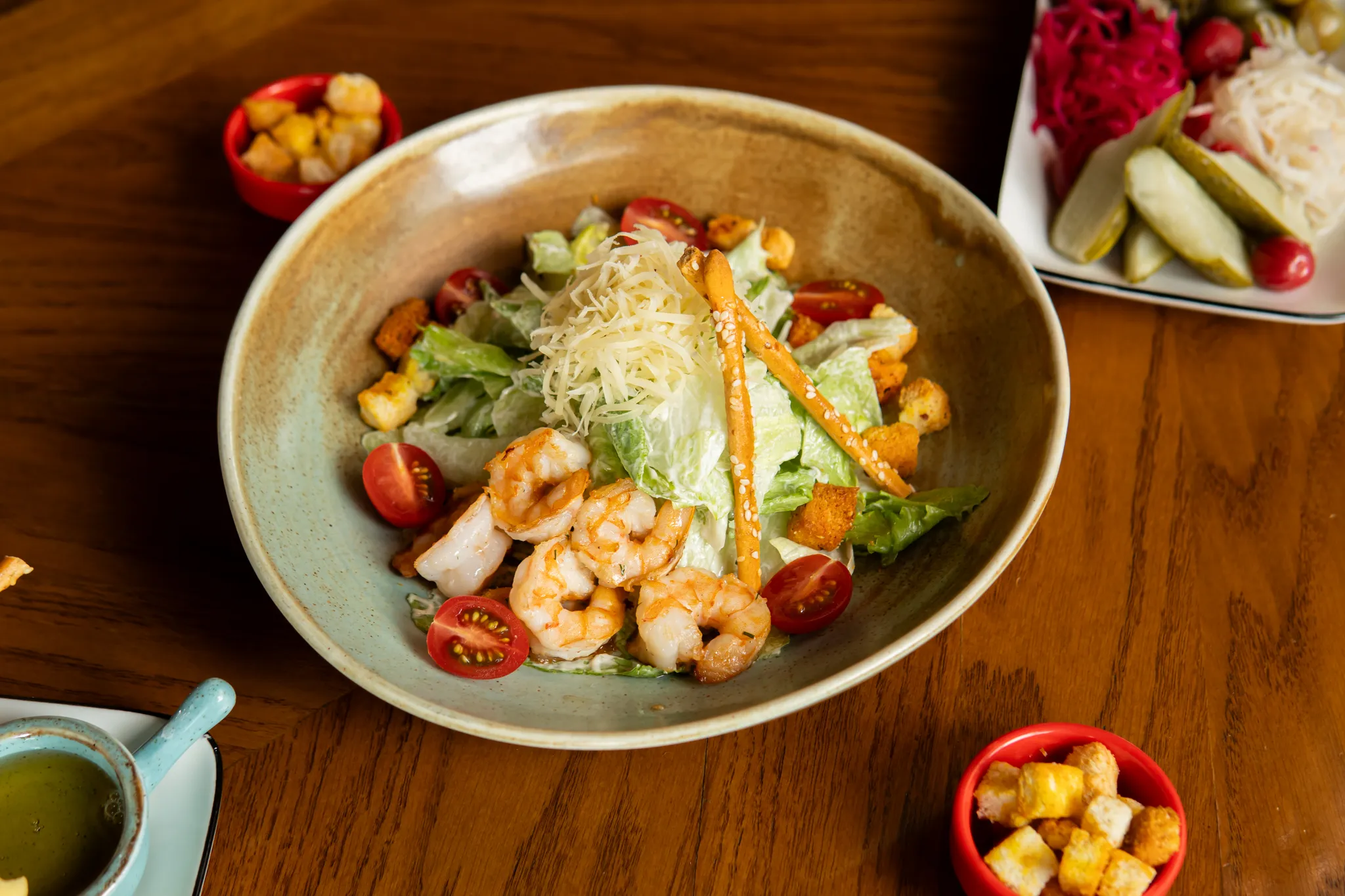 Krevetli Sezar salatı