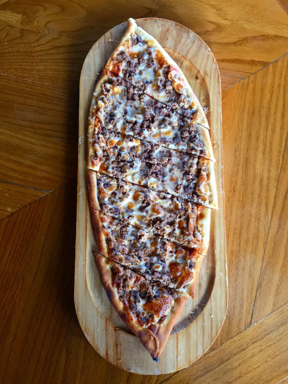 Pendirli Qiyməli Pide